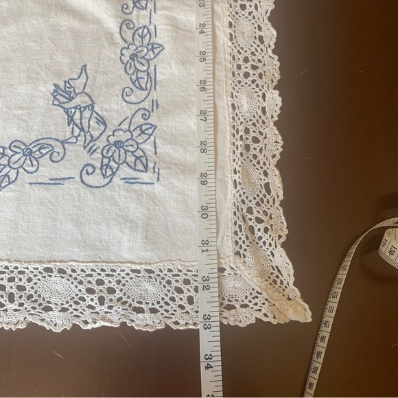 Vintage German Embroidered Lace Tablecloth - Picture 14 of 15